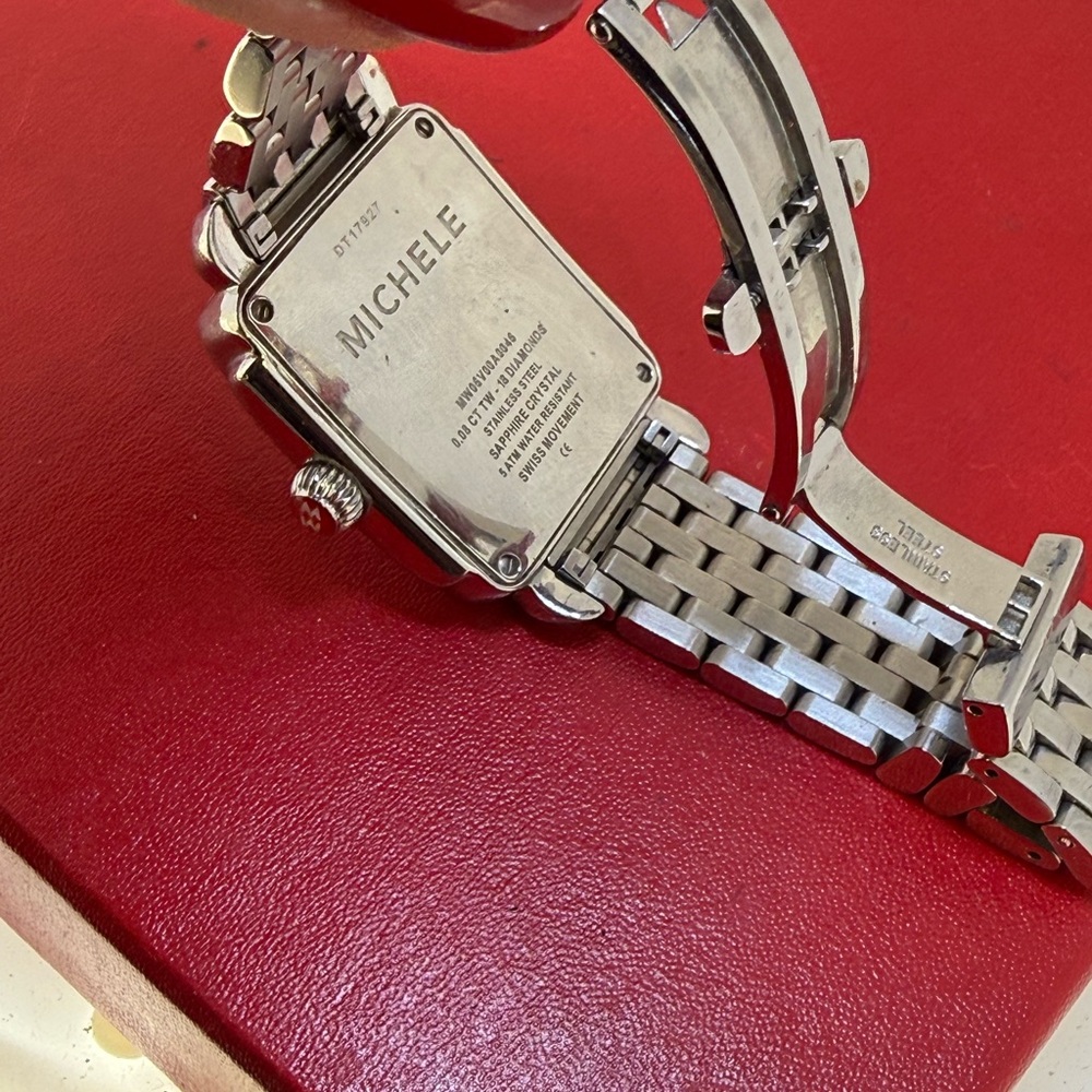 Authentic Michele Deco 16  Diamond Dial 29mm Stainless Steel Watch MW06V00A0046 - Picture 6 of 7